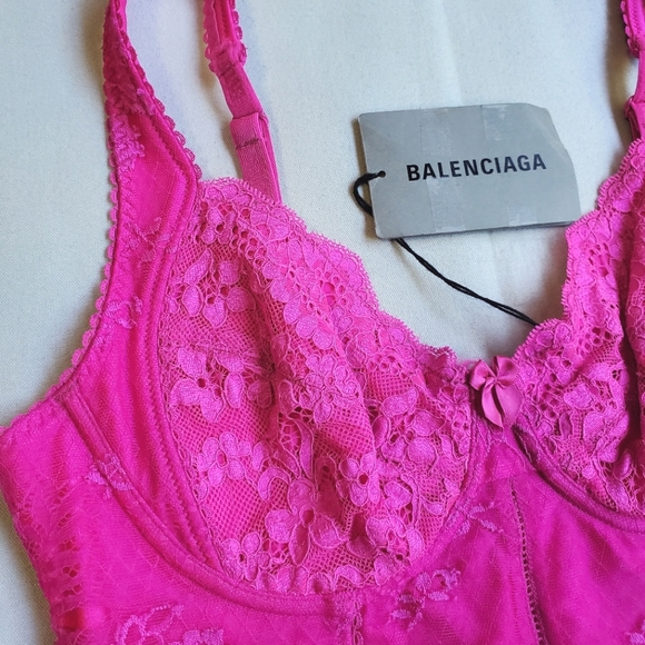 🔥FINAL PRICE DROP🔥 NWD$2,150 Balenciaga Pink Lingerie Lace Scoop Back Tank Top - Picture 10 of 16